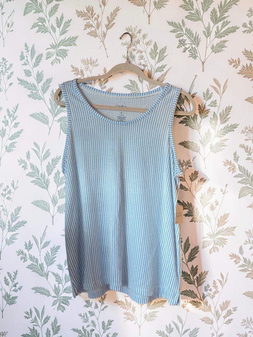 Croft & Barrow Womens M Blue White Stripe Seersucker Sleep Tank Top NWT